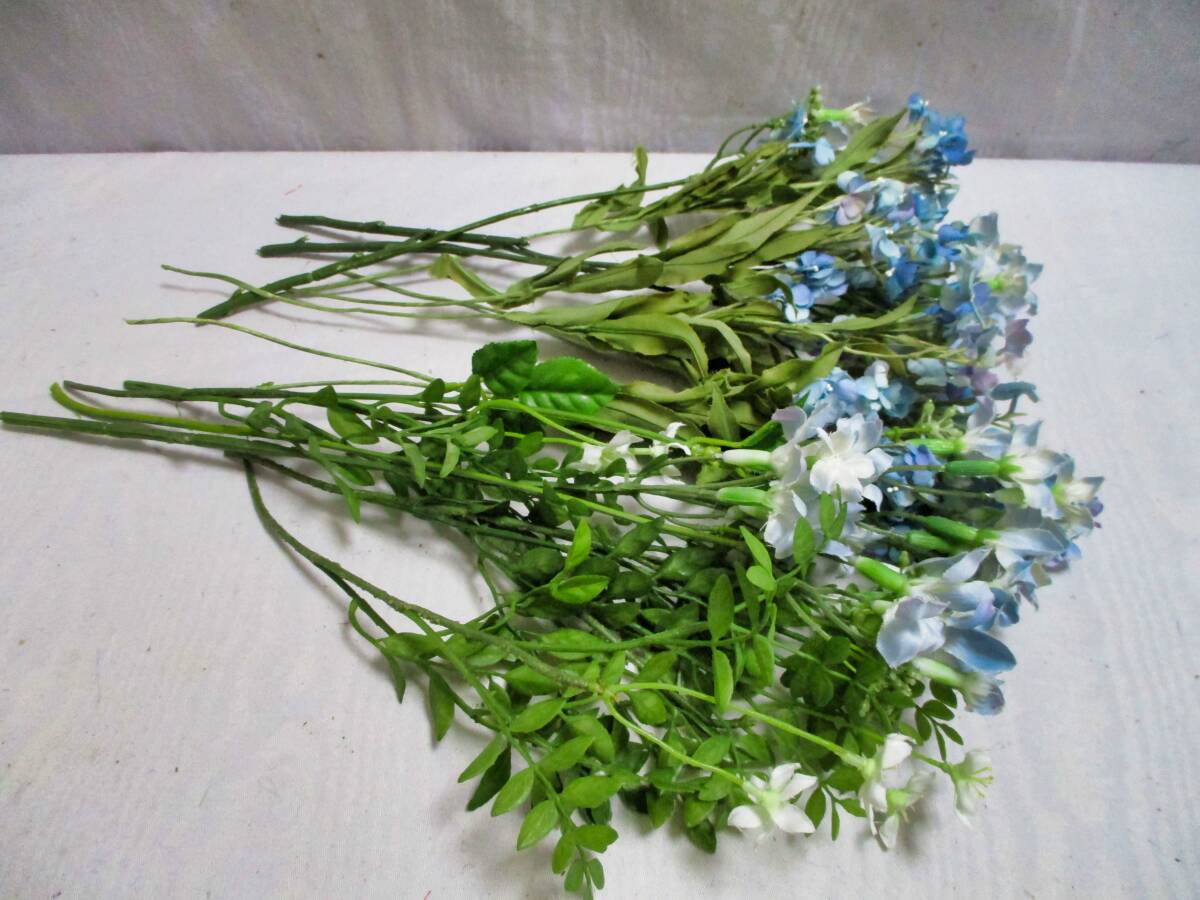 【アートフラワー・造花】　グリーン系の小花たち　４２本　（Ｈ１７㎝～）_画像4