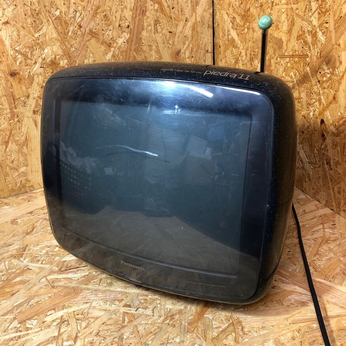 Panasonic パナソニック Piedra 11 ブラウン管 カラーテレビ 通電確認済 90年製_画像1