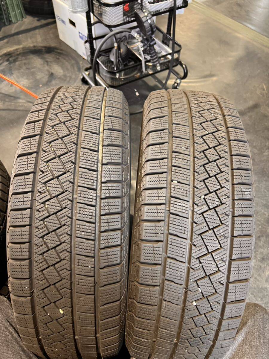 中古タイヤ 4本セット ピレリ アイスゼロアシンメトリコ PIRELLI 195/65R15 2022年製 冬タイヤ トヨタ ノア ヴォクシー プリウス 等に_画像2