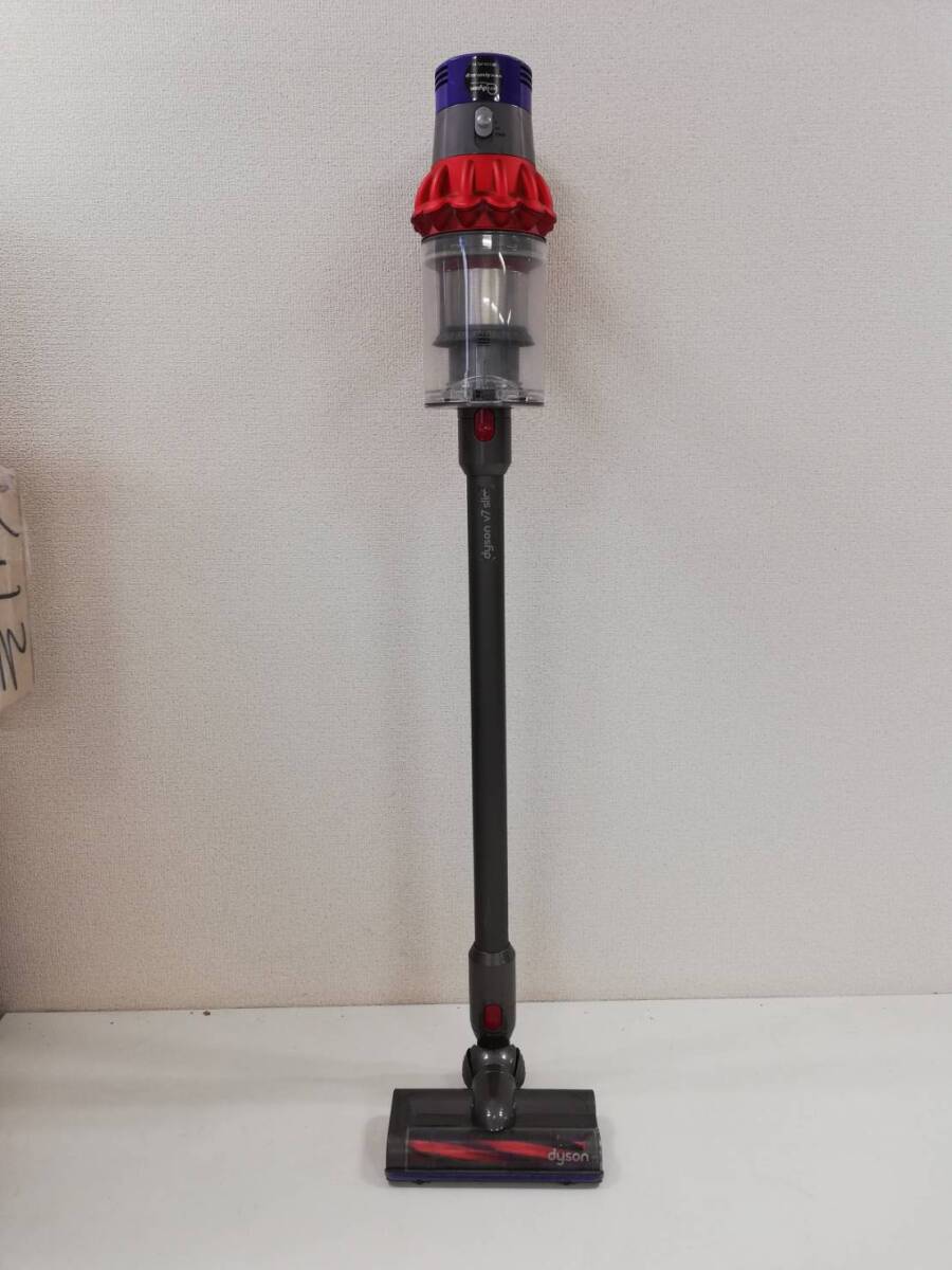 【ち7】SV12 dyson ダイソン 掃除機 動作品 コードレスクリーナー _画像2