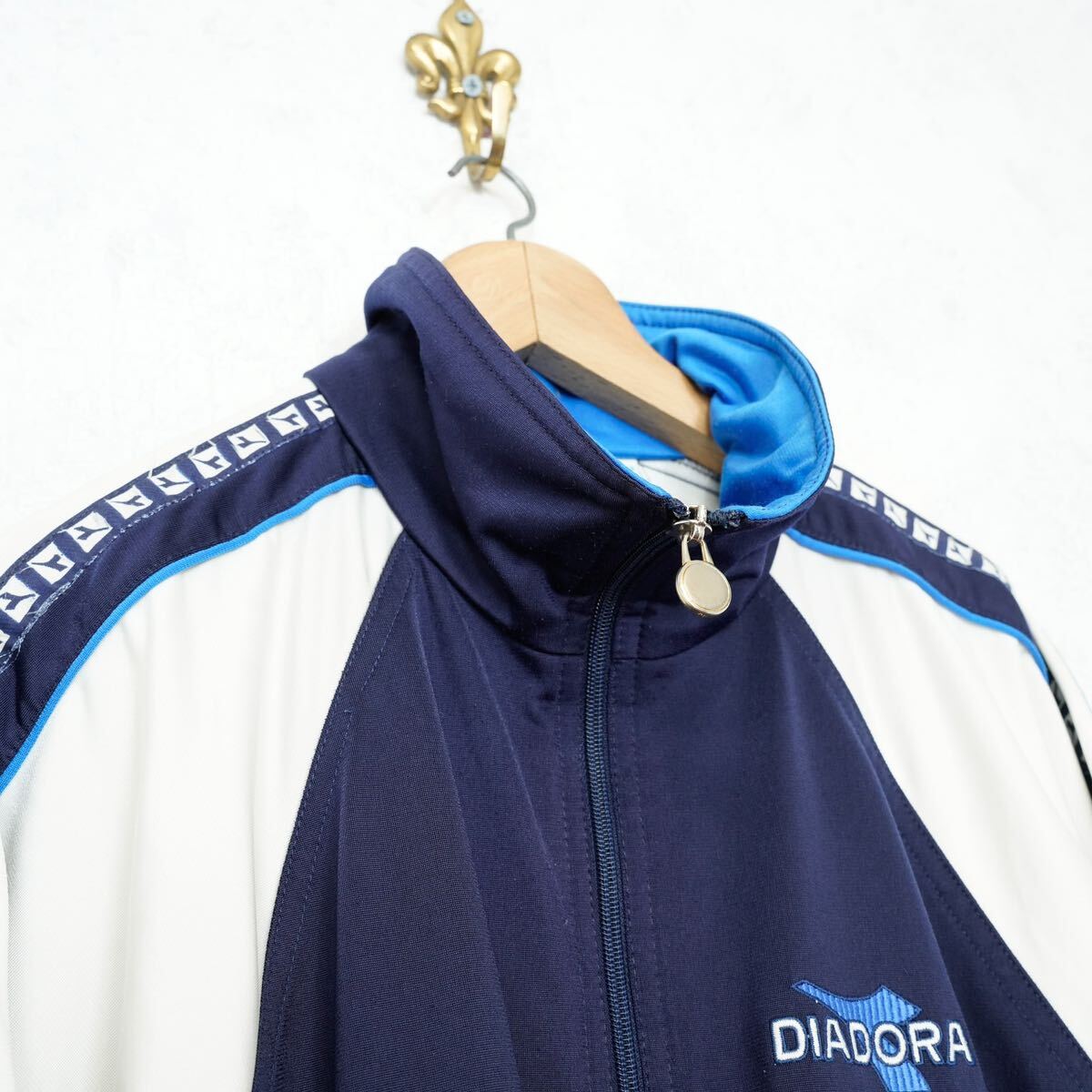 EU VINTAGE diadora LOGO DESIGN TRACK JACKET/ヨーロッパ古着ロゴデザイントラックジャケット_画像6