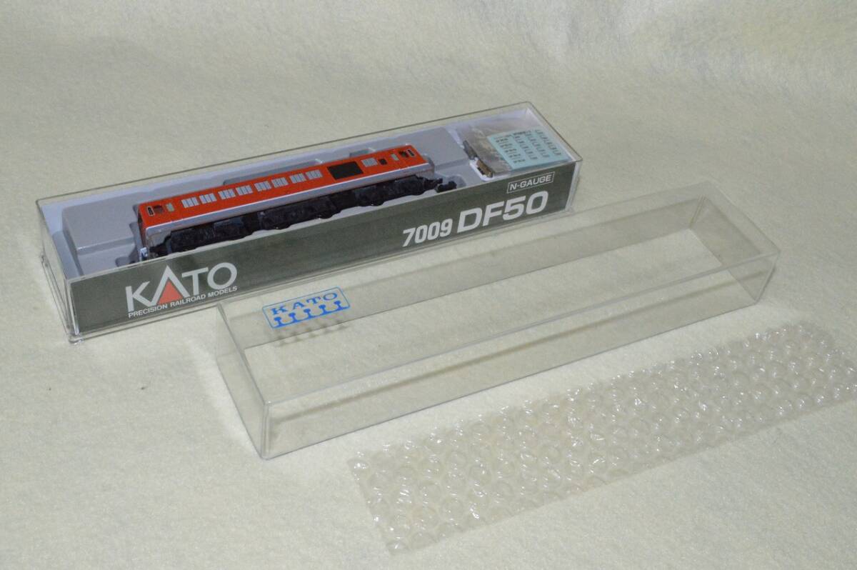 *KATO N gauge DF50 дизель локомотив * номер товара :7009