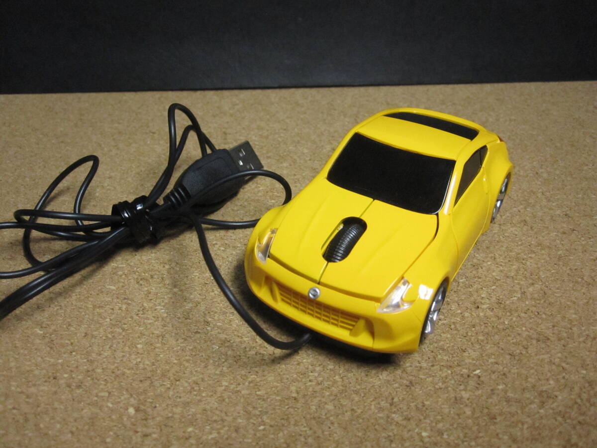 ☆フェアレディZ/6代目 Z34型：光学式USB有線マウス☆全長約９ｃｍ☆ライト点灯とマウスとして正常動作確認済み☆_画像1