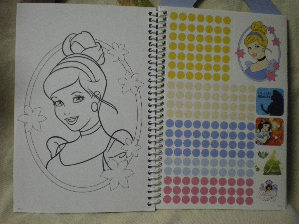 ヤフオク 未使用 Disney Princess Sticker Travel Book デ ヤフオク 未使用 Disney Princess Sticker Travel Book デ