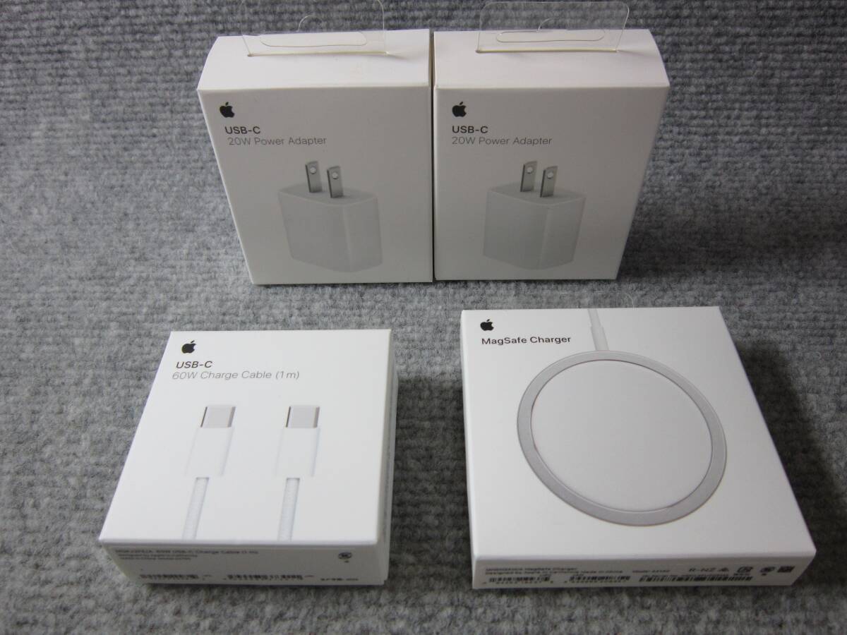(5080) Apple アップル スマホ 充電器 周辺機器 4点セット MagSafe MHXH3AM/A USB-C MQKJ3FE/A アダプター MHJA3AM/A 2点の画像1