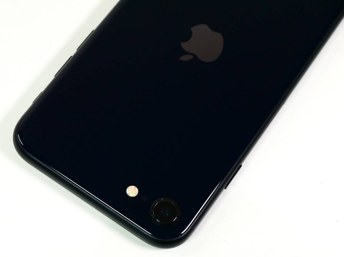 美品　iPhone SE 第３世代 SIMフリー　MMYC3J/A　バッテリー89％_画像9