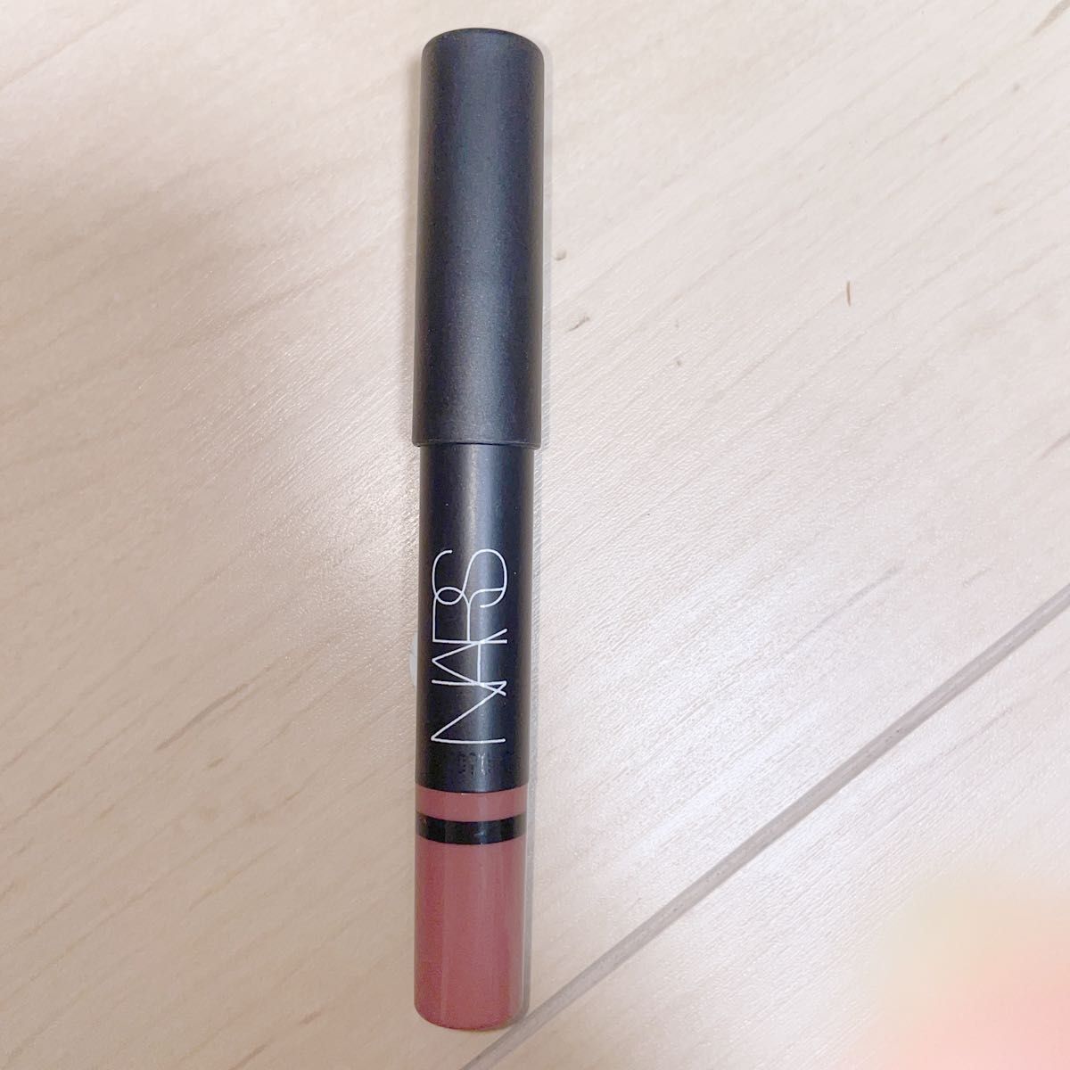 サテン　リップペンシルNRS #9205 ナーズ NARS リップライナー　口紅