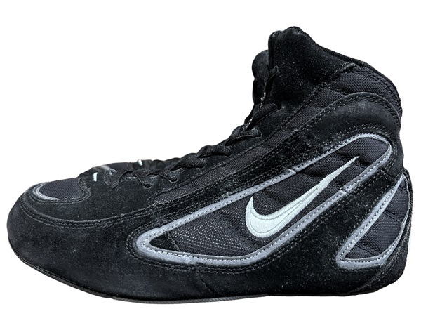 レア! NIKE ナイキ SPEEDSWEEP 4 ウィメンズスピードスイープ4 黒 ブラック 2002年製 24cm US6Y レスリングシューズ ボクシングシューズ_履きまわしのきく良作です。