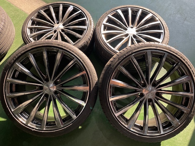 中古夏タイヤアルミホイール4本セット245/35R20　95Y　8.5-20+35　5/114.3売り切り_画像1