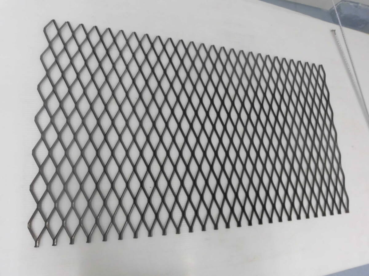 エキスパンドメタル　エキスパンド　アミ　鉄 スチール　鋼材　XS63　535X930ミリ　１枚　切材　溶接材_画像7