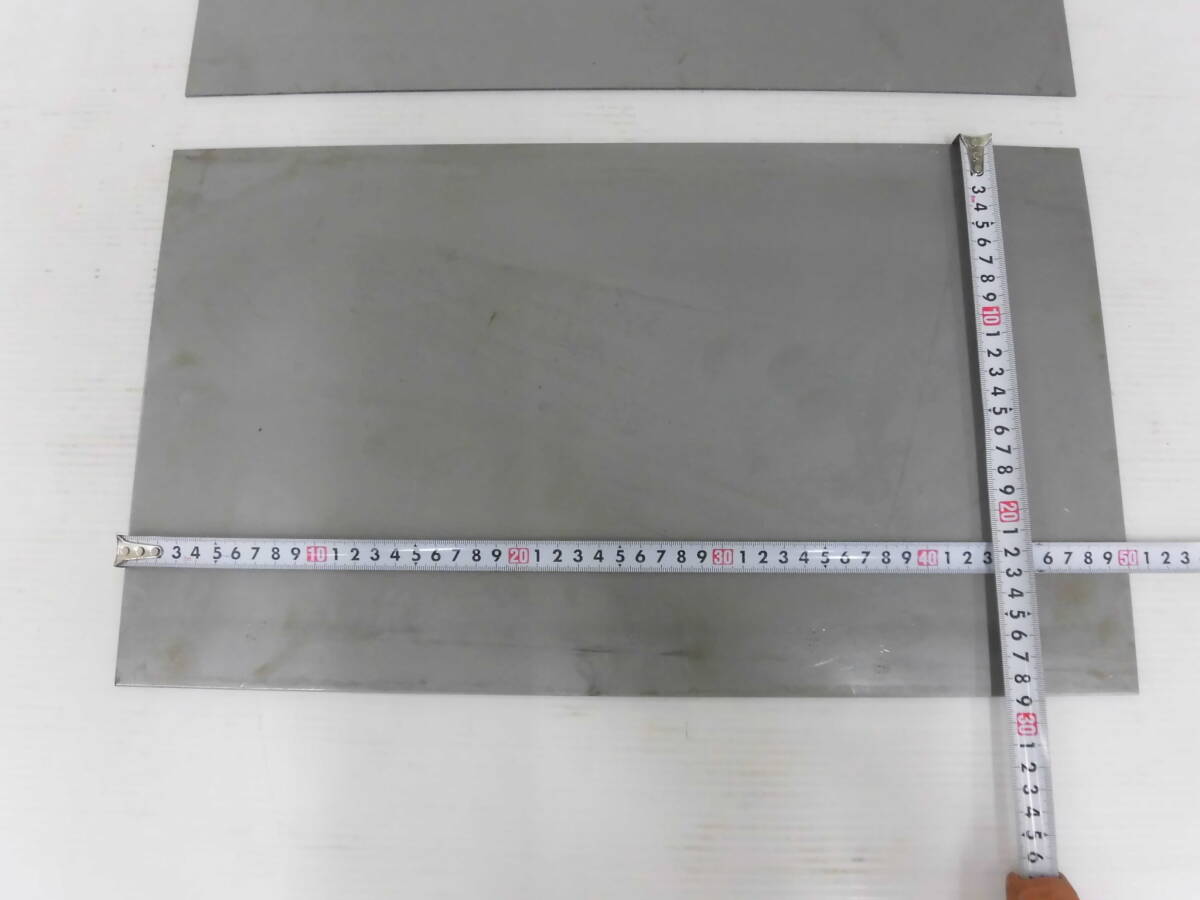 鉄板　スチール板　板厚1.6mm　288mm x 500mm 2枚 切板　切材　溶接材_画像3