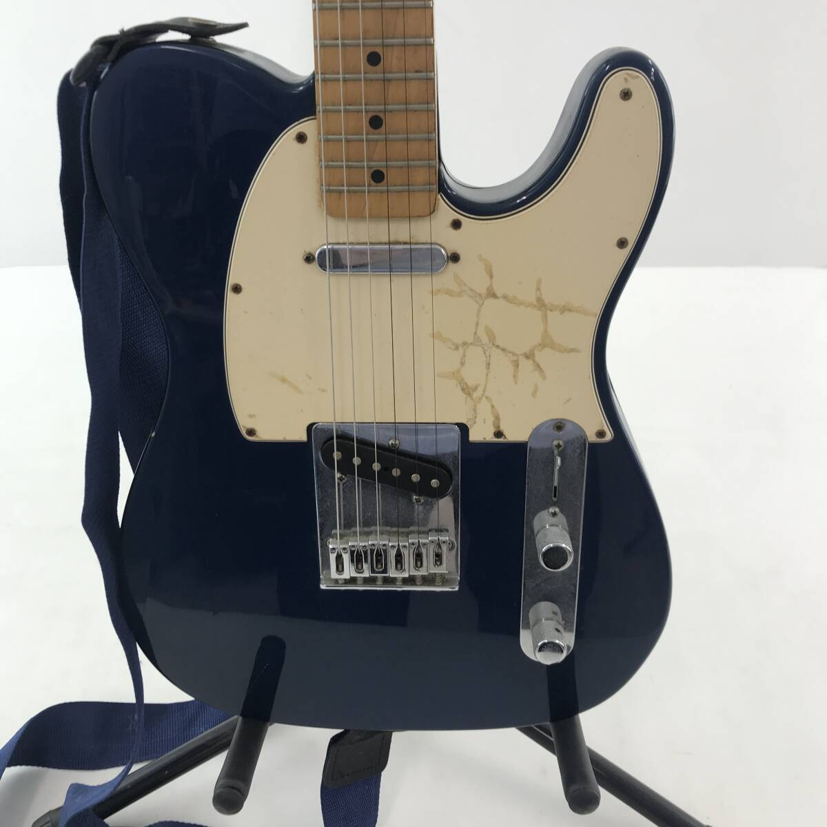 【1円～】Fender エレキギター TELECASTER ソフトケース付き ※現状品【中古品】_画像5