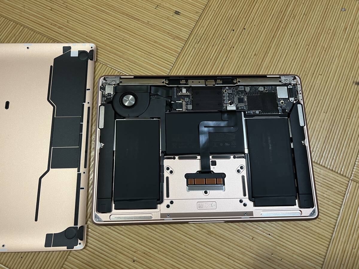 ジャンク Retina MacBook Air A1932 002【返品・返金不可(保証無)】_画像2