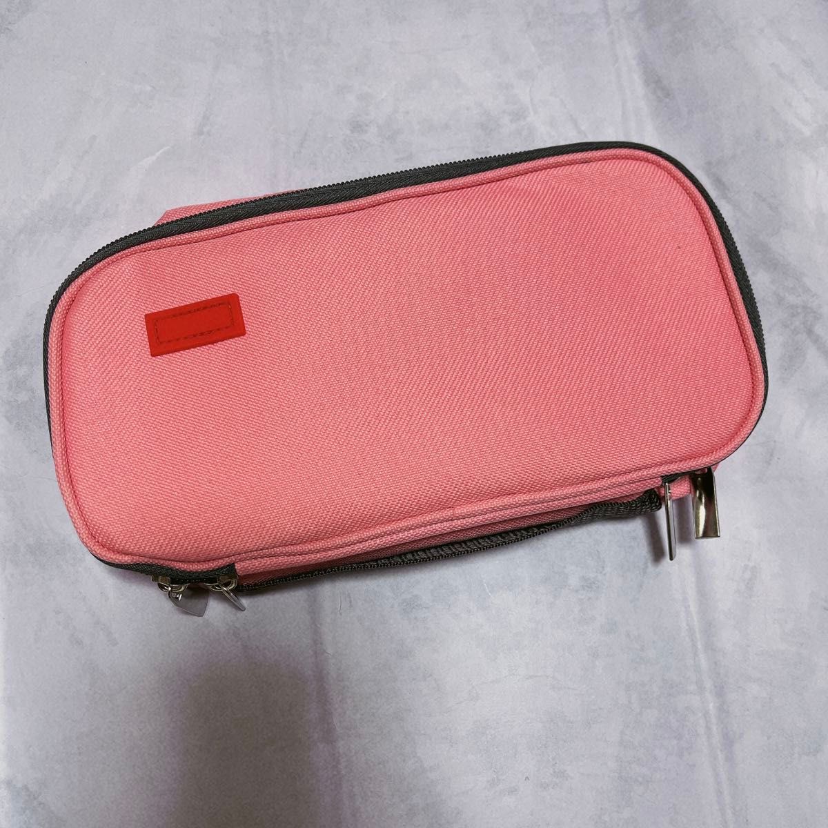 多機能ペンケース 大容量 シンプル 筆箱 ポリエステル ジッパー付き 仕分け収納 学生 社会人  化粧ポーチ ピンク
