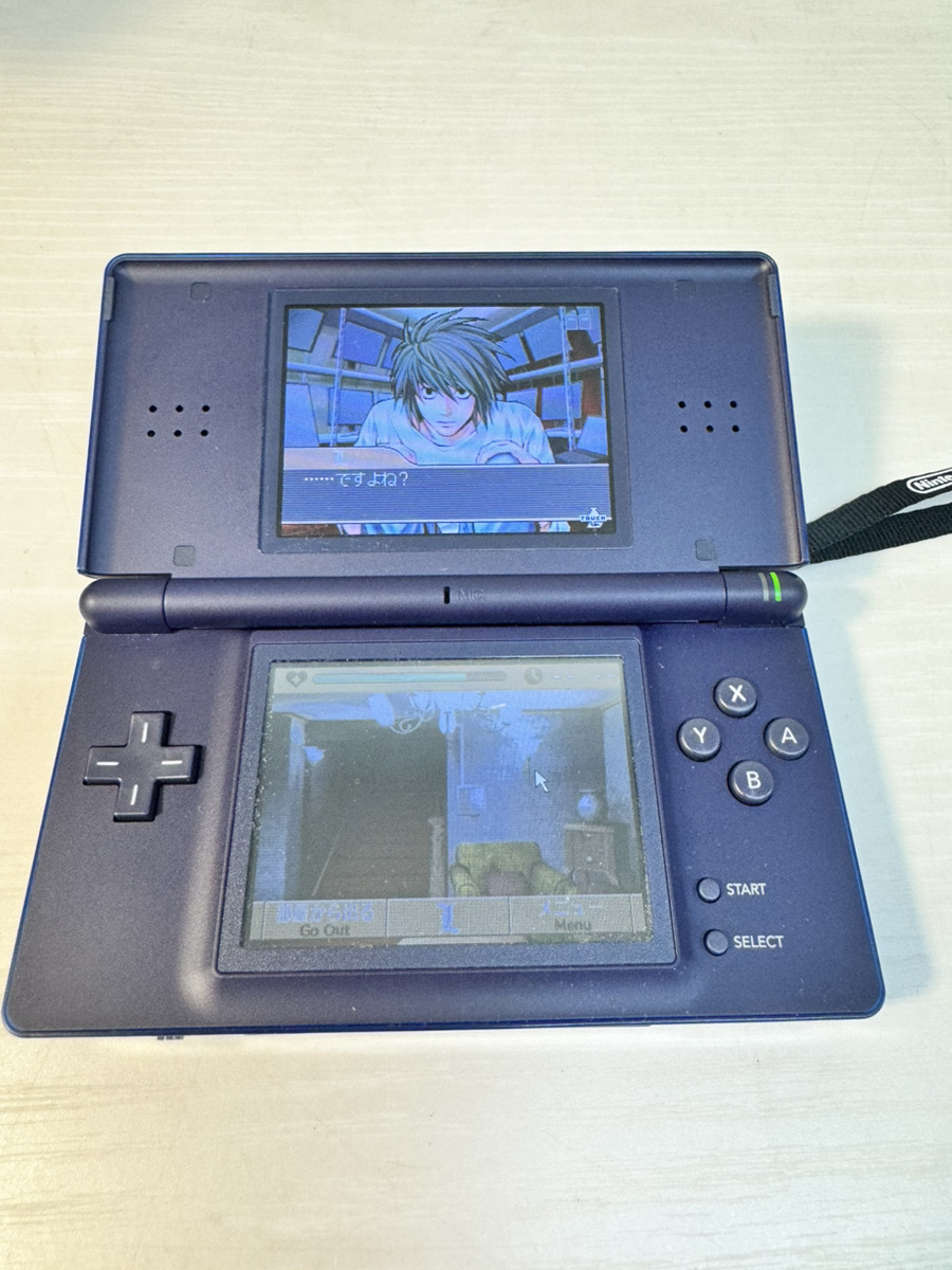 4135-02★任天堂／ニンテンドー／DS LITE／ネイビー／デスノート螺旋の罠ソフト／攻略本付属/ニンテンドーDS Lite★_画像2