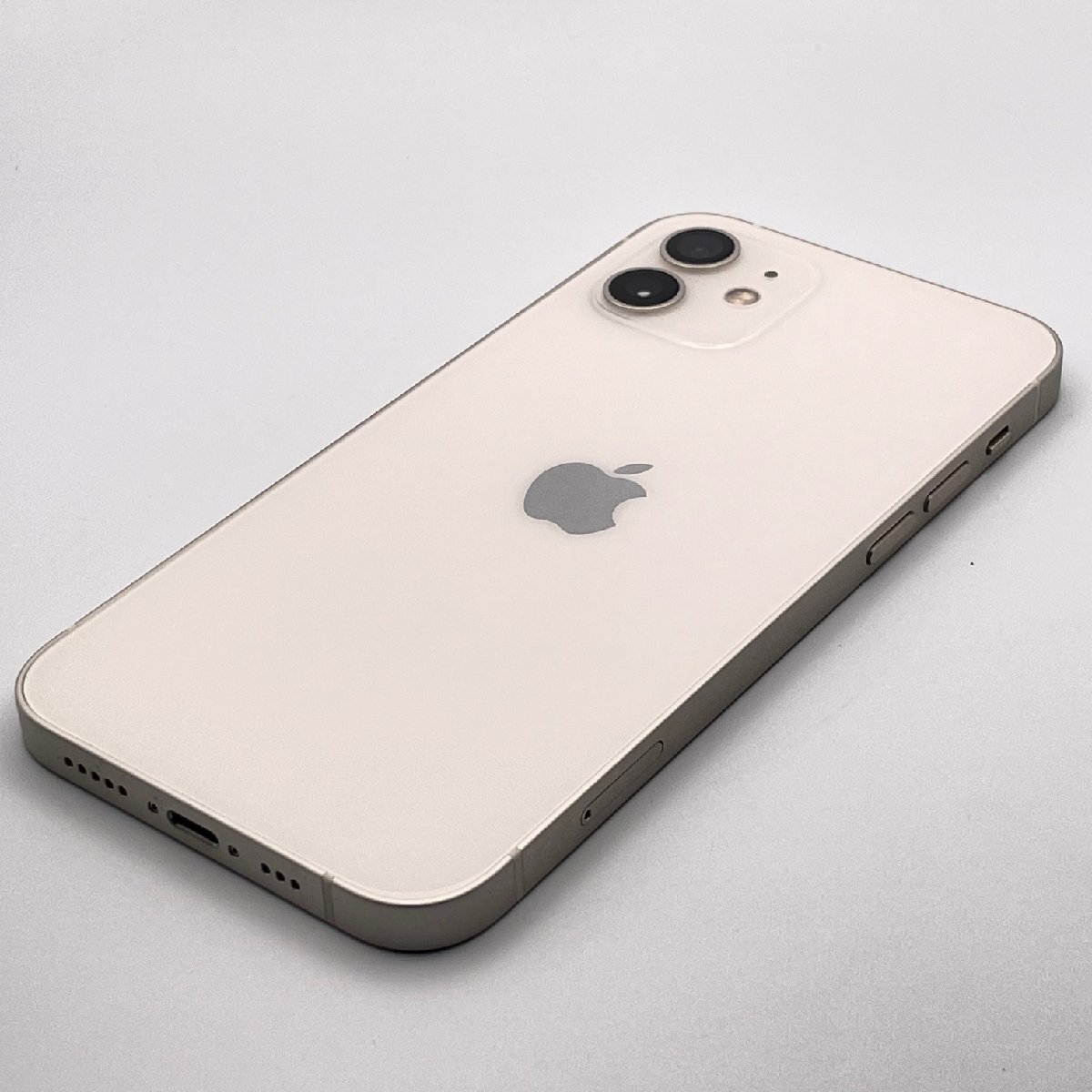 中古品 Apple アップル iPhone 12 64GB ホワイト SIMロック解除済み SIMフリー_画像2