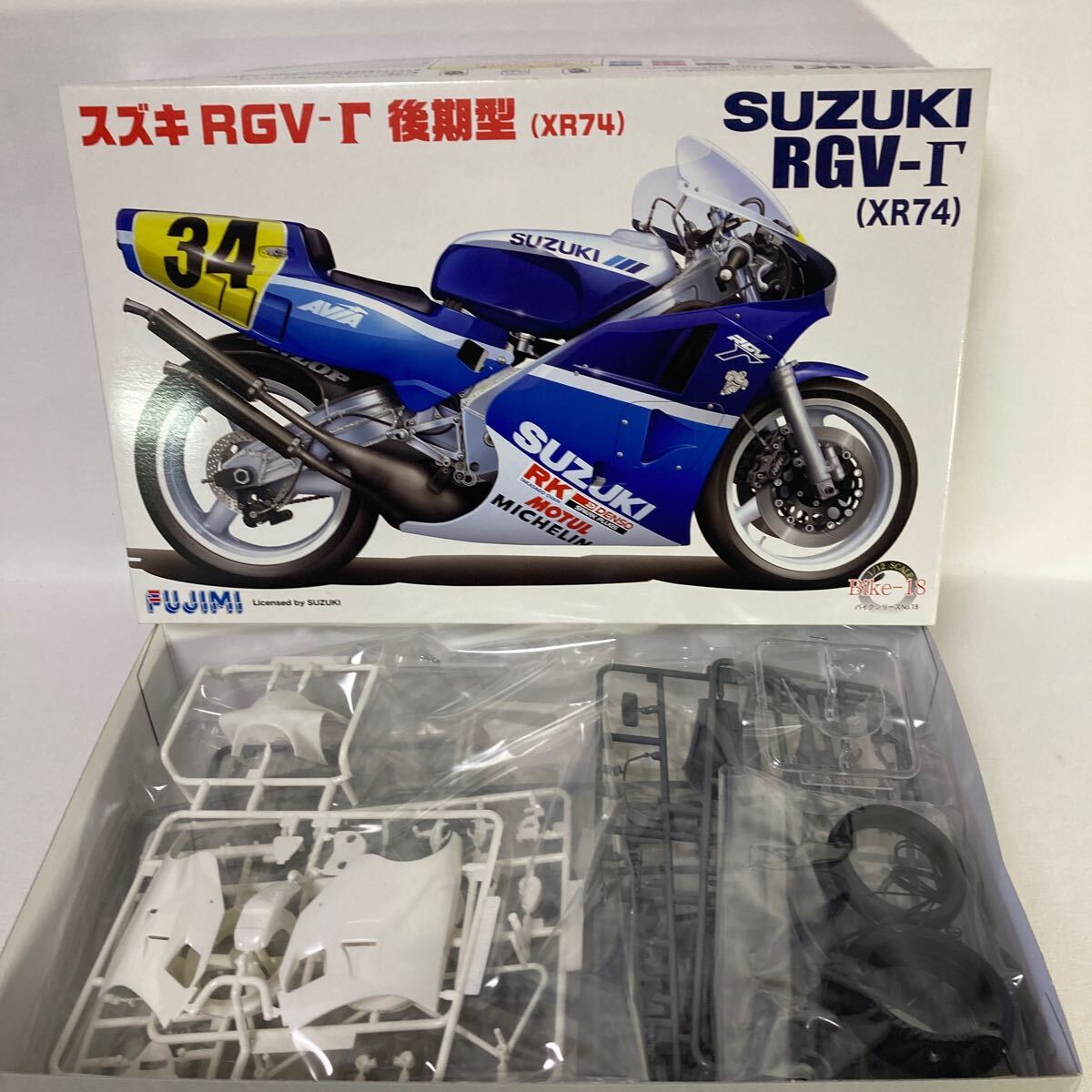  Fujimi 1/12 Suzuki RGV-Γ (XR74) более поздняя модель пластиковая модель не собран 