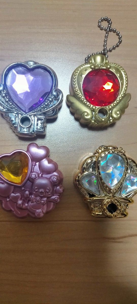 魔法つかいプリキュア リンクルストーンとレインボーキャリッジと魔法の水晶２個