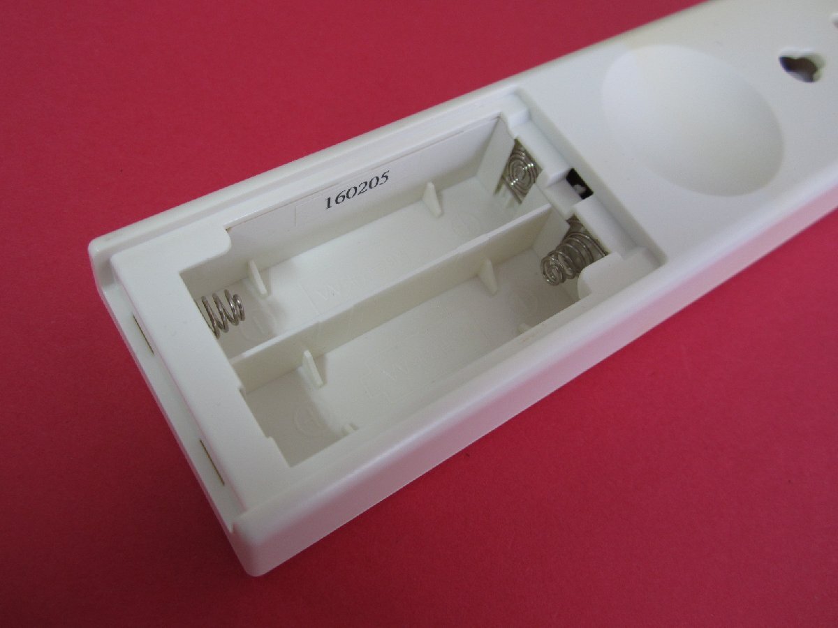 HRU-4■NEC 色焼け有りますが、動作は大丈夫♪ 照明リモコン RE0206 動作保証2_画像3