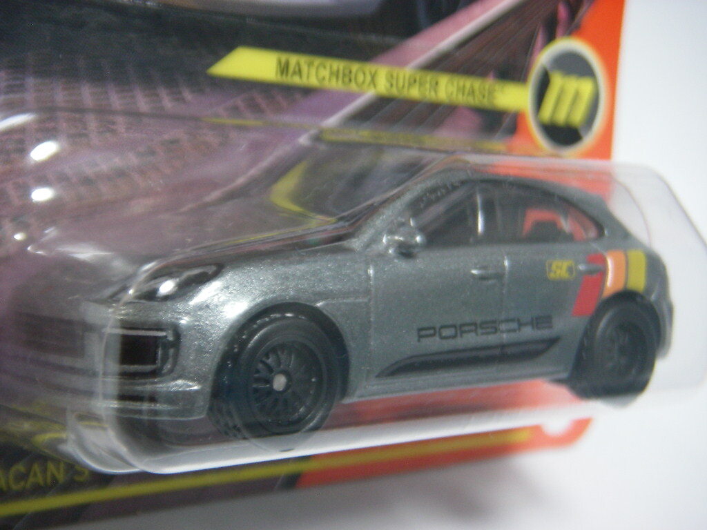 マッチボックス (濃灰) スーパーチェイス Porsche Macan S ＜未開封＞ Matchbox ポルシェ マカン_画像2