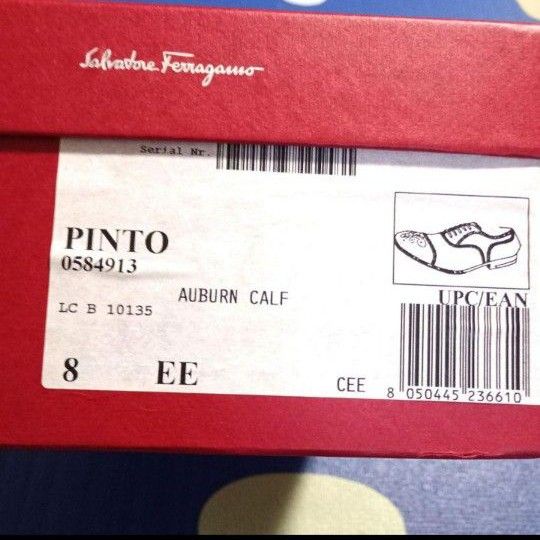 新品　未使用　Salvatore Ferragamo 革靴　フェラガモ　レース