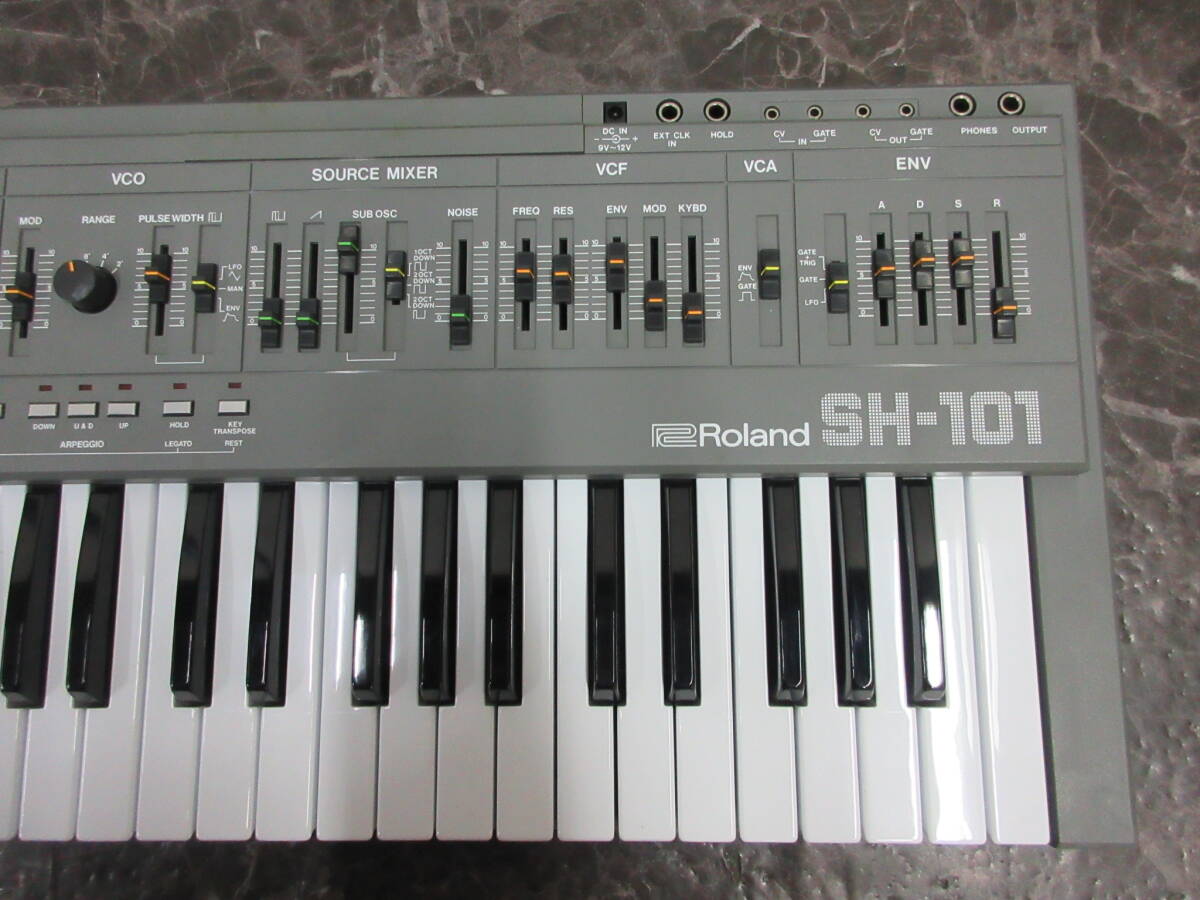 【まずまずの美品 元箱付】Roland シンセサイザー SH-101 ローランド_画像4