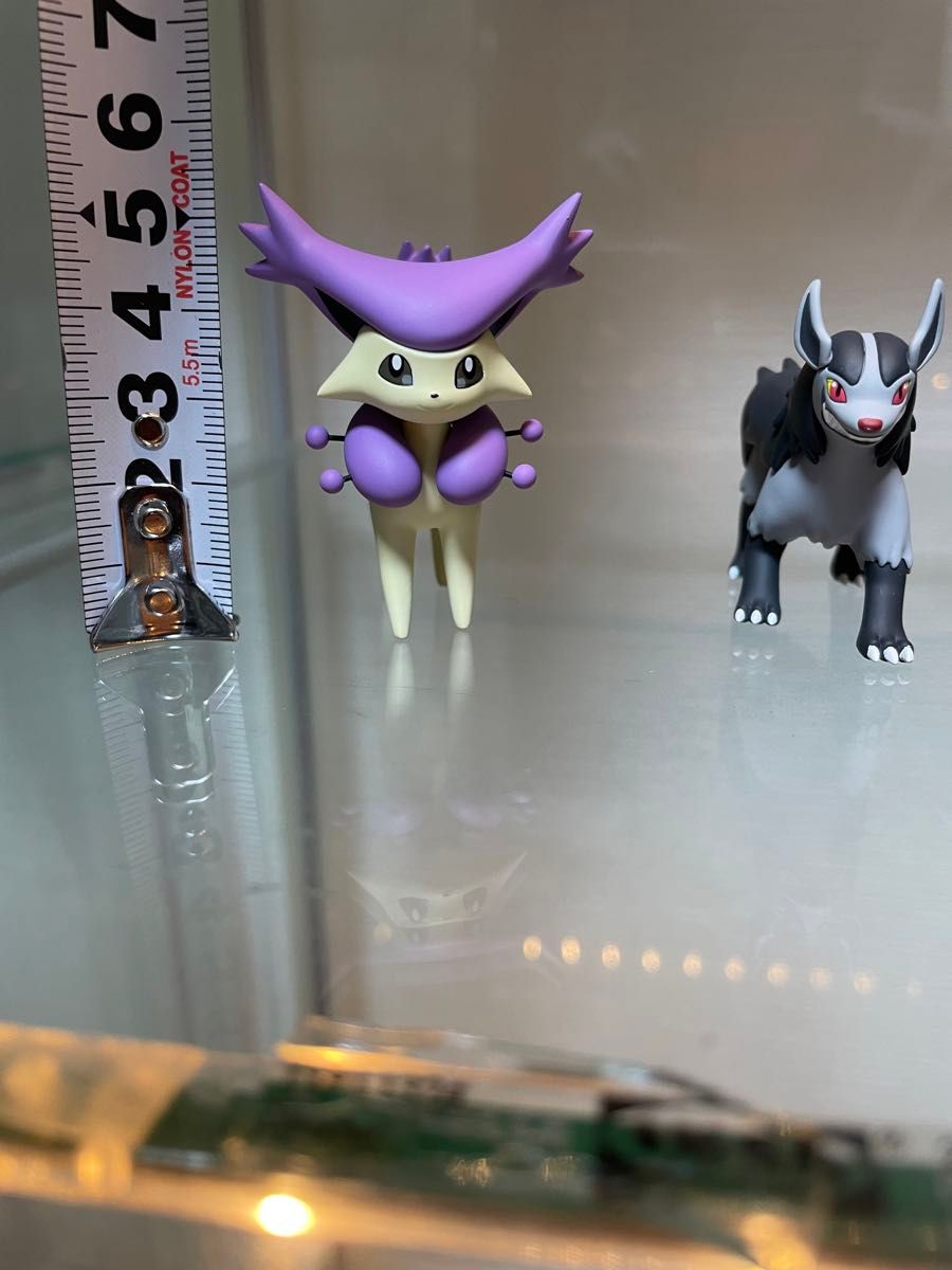 ポケモンスケールワールド　1/20サイズ　ガラルギャロップ＋ハガネール＋グラエナ&エネコロロ　海外　フィギュア