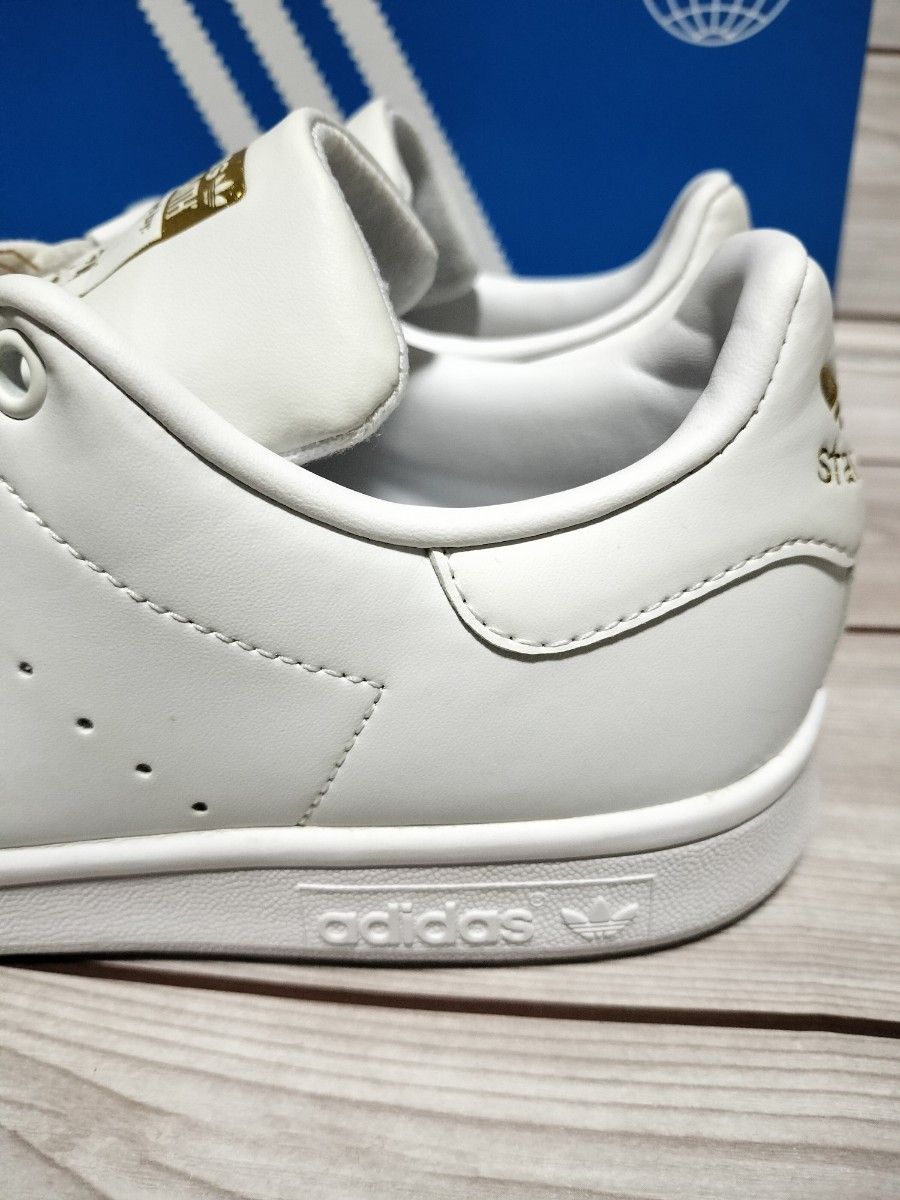 【新品に近い】adidas STAN SMITH GY5695 26.5cm