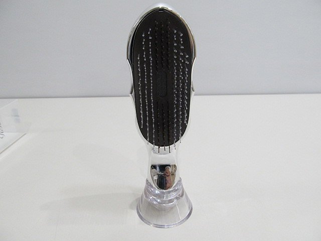 1 jpy lifa ion care brush RS-A100A