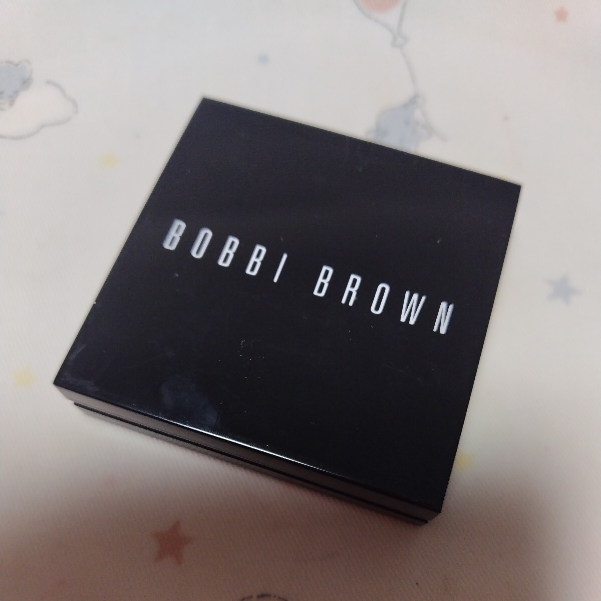 ★人気色★BOBBI BROWN　ボビィブラウン　ブライトニング　ブリック　03　パステルピーチ　フェイスパウダー　パウダー　フェースカラー_画像3