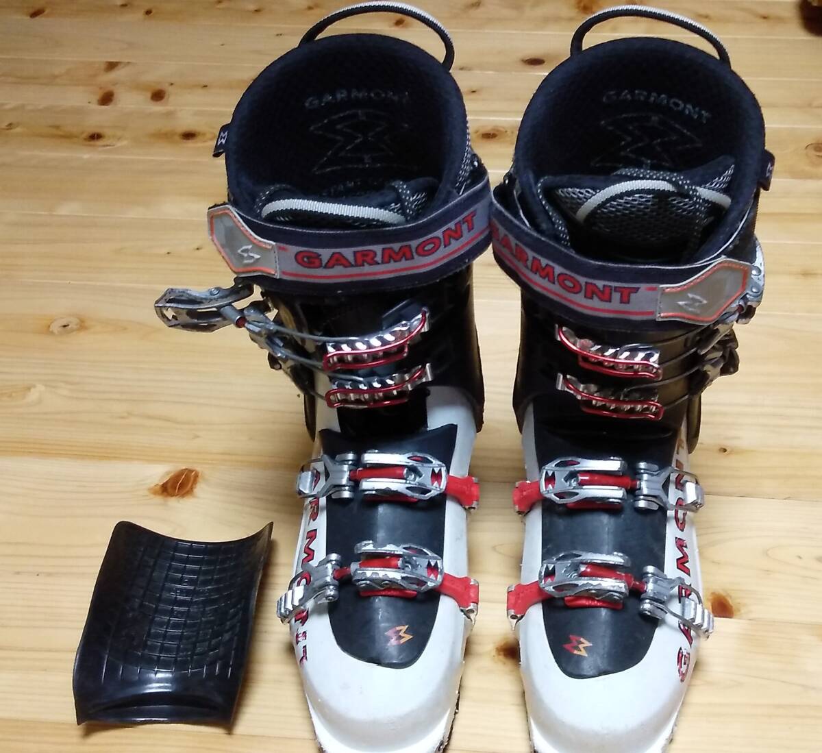 GARMONT COSMOS 山スキー兼用靴　TLT ジャンク_画像2