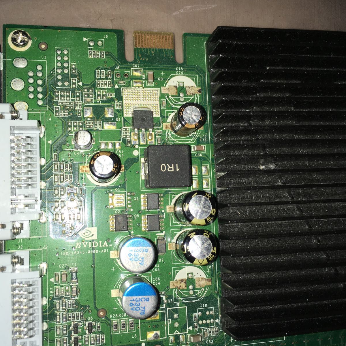 Apple初代MacPro標準仕様グラボ nVIDIA GeForce 7300GT コンデンサ破裂 ジャンク