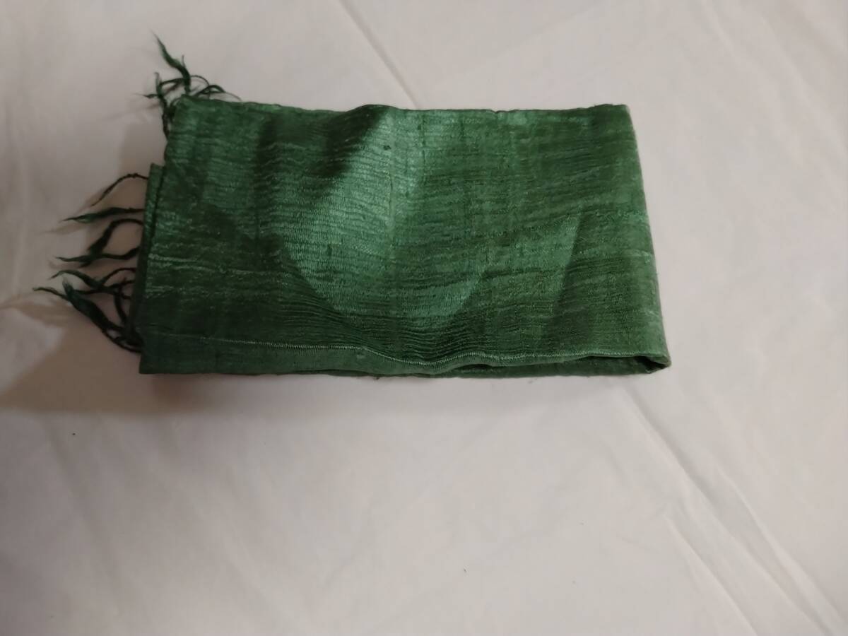 新品 スカーフ タイシルク製 緑色