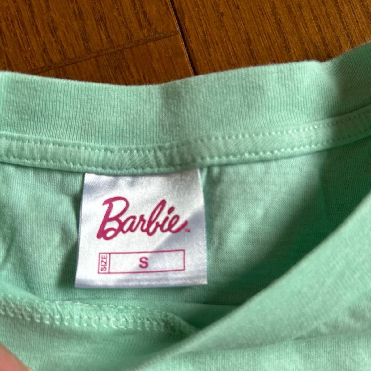 バービー　Barbie  Tシャツ トップス　gu Sサイズ　ジーユー