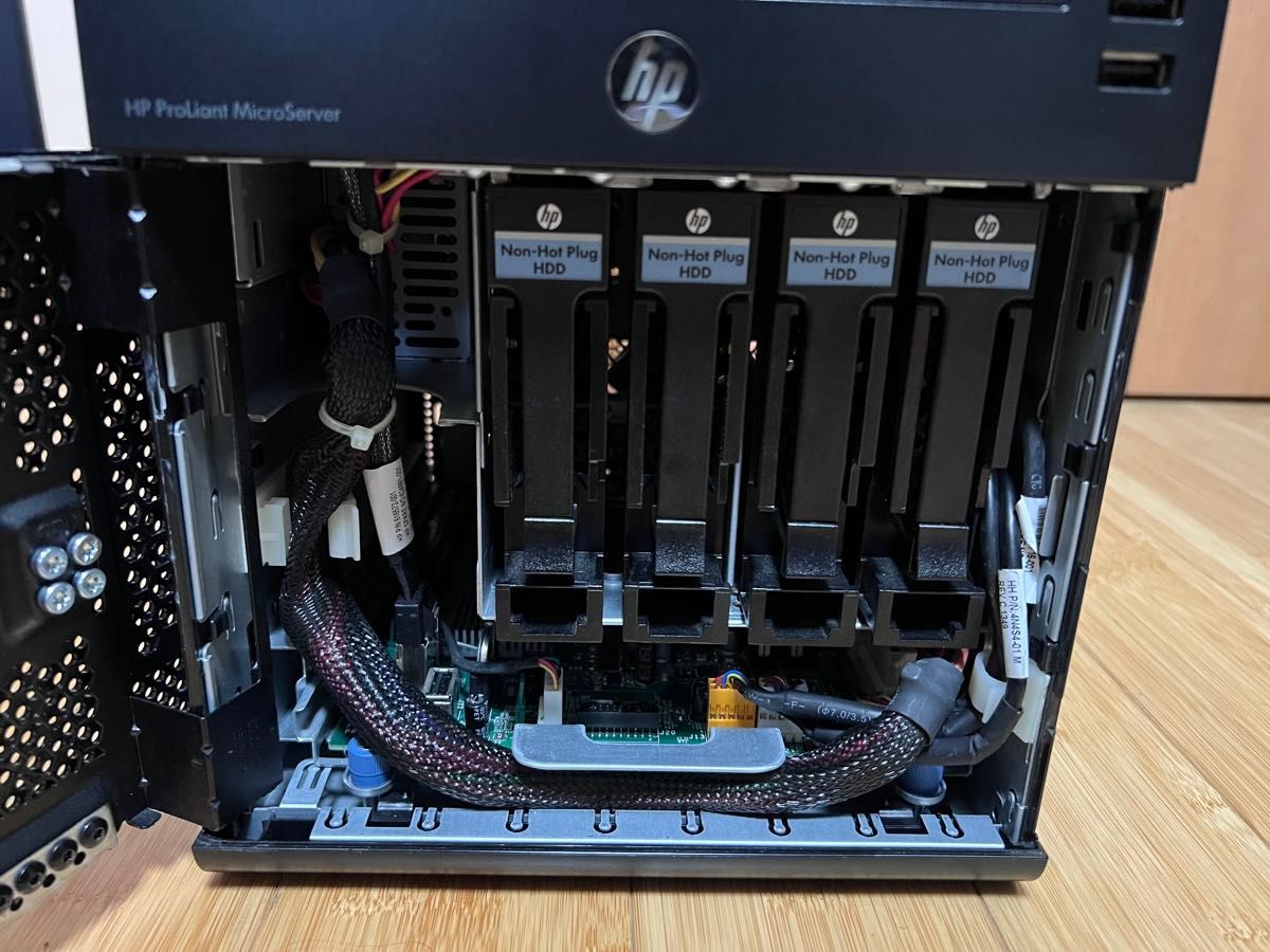 HP ProLiant MicroServer N54L 4GB RAM