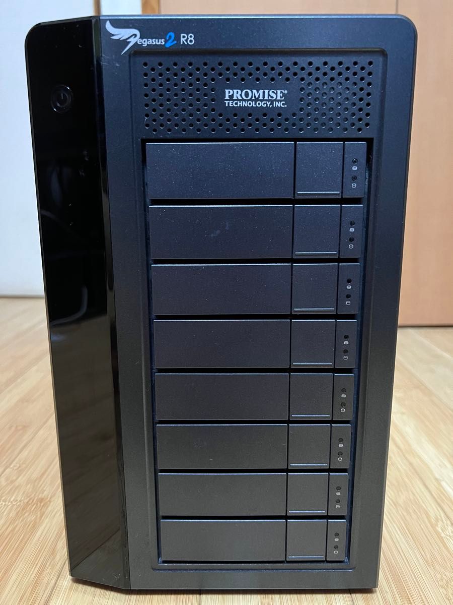 Promise Pegasus2 R8 32TB HDD付き