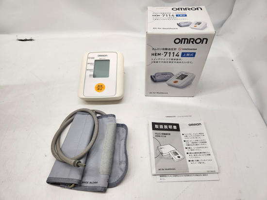 オムロン デジタル自動血圧計 上腕式 HEM-7114 説明書 元箱付き omron 札幌市 平岸店_画像1