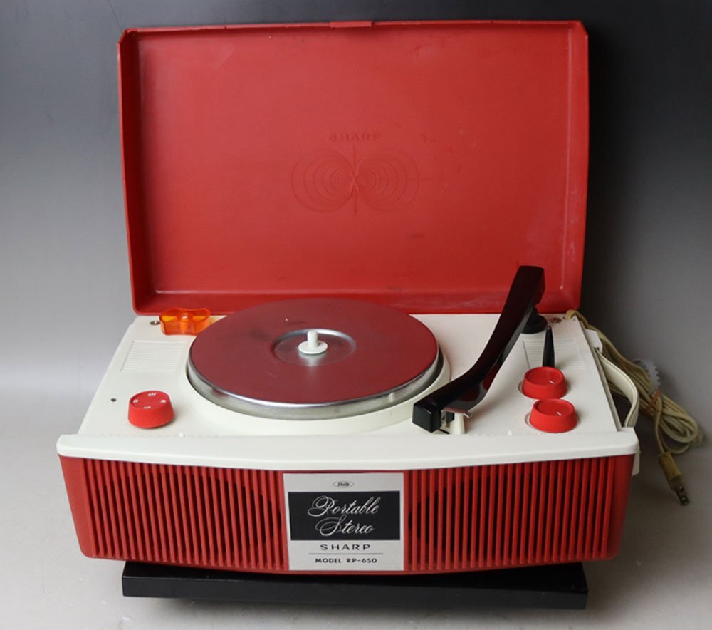 □W-3926□SHARP・RP-650 ポータブルレコードプレーヤー 真空管 □W-3926□SHARP・RP-650 ポータブルレコードプレーヤー 真空管