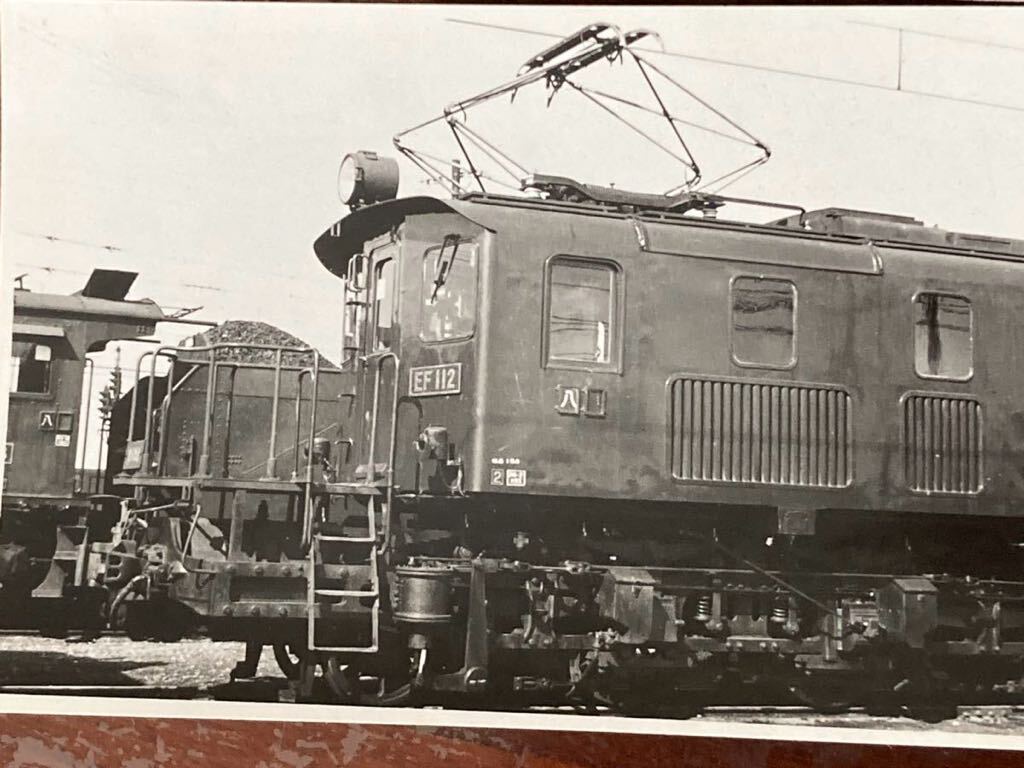 昭和鉄道写真：中央線八王子機関区のEF11 2[八王子]/３景。1963年11月撮影。7.7×11.7㎝。_画像4
