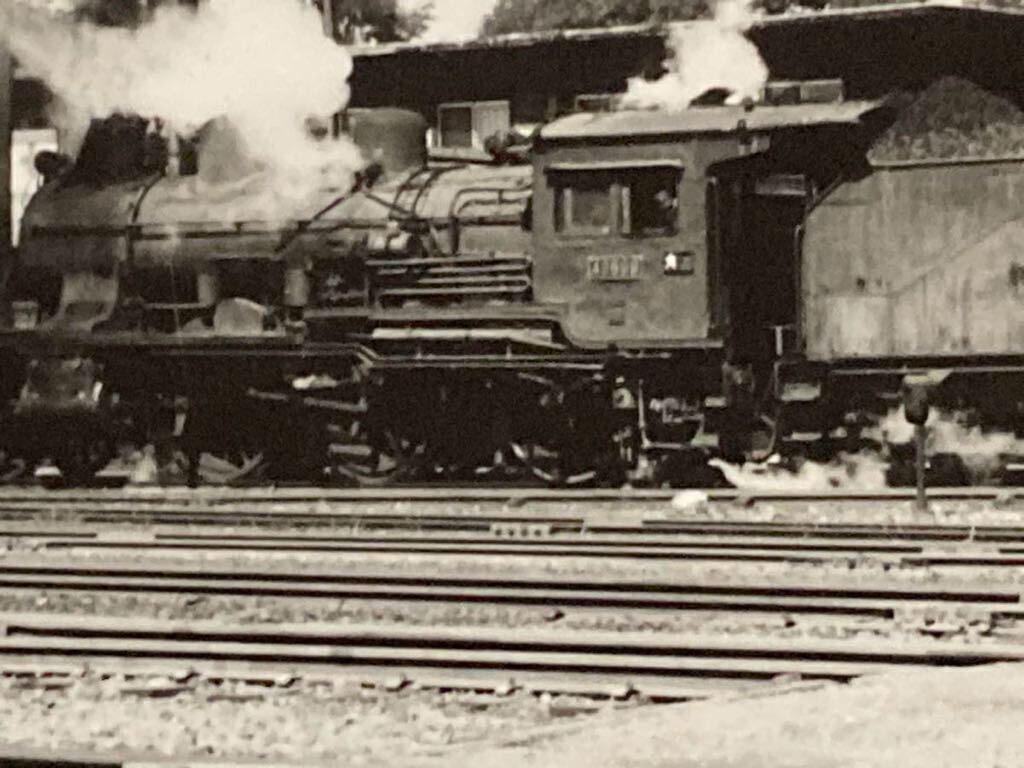 昭和鉄道写真：奥羽本線大館機関区の入換専用機48699/2景。1970年頃撮影。7.7×11.1㎝。_画像5