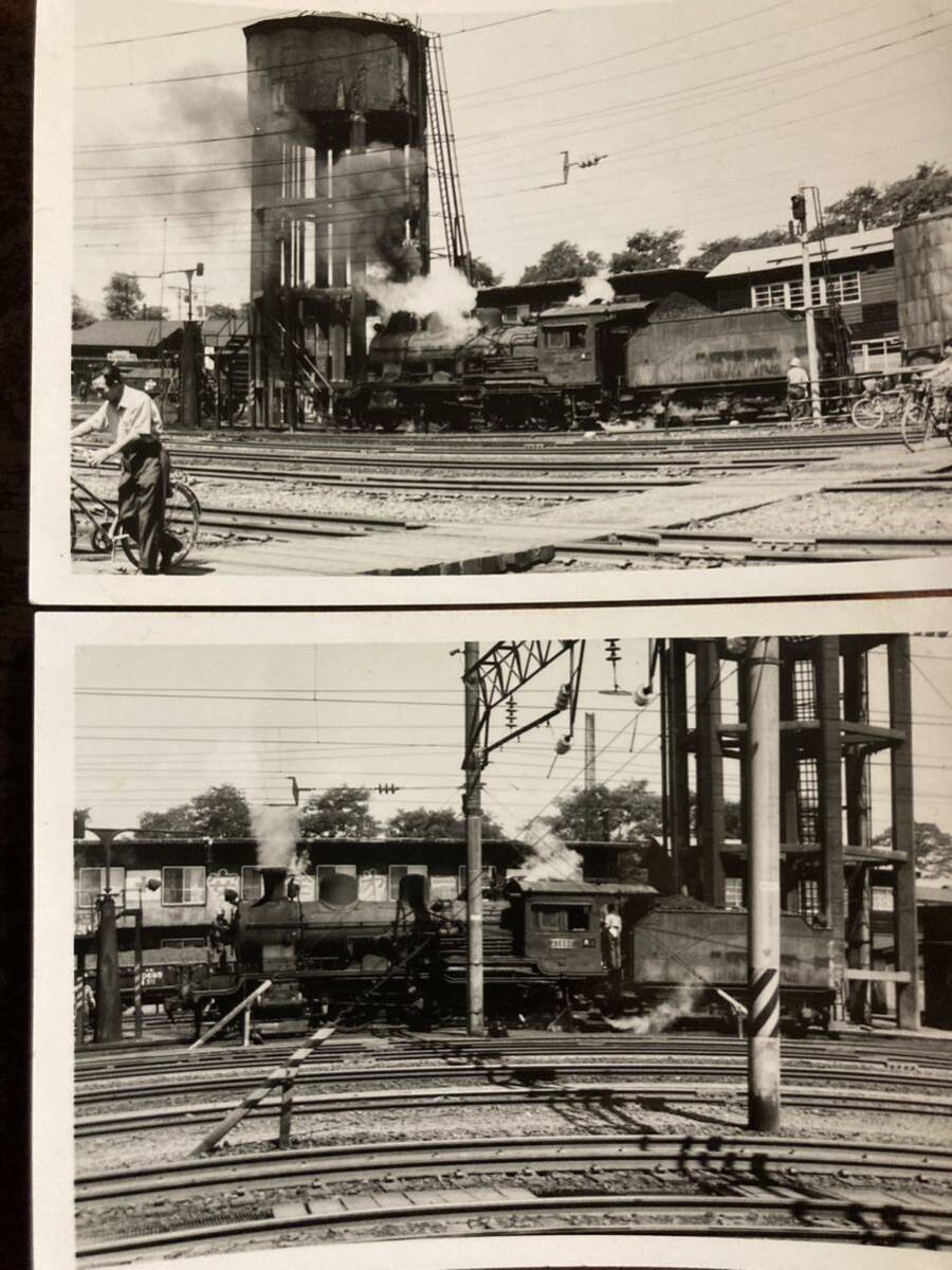 昭和鉄道写真：奥羽本線大館機関区の入換専用機48699/2景。1970年頃撮影。7.7×11.1㎝。_画像1