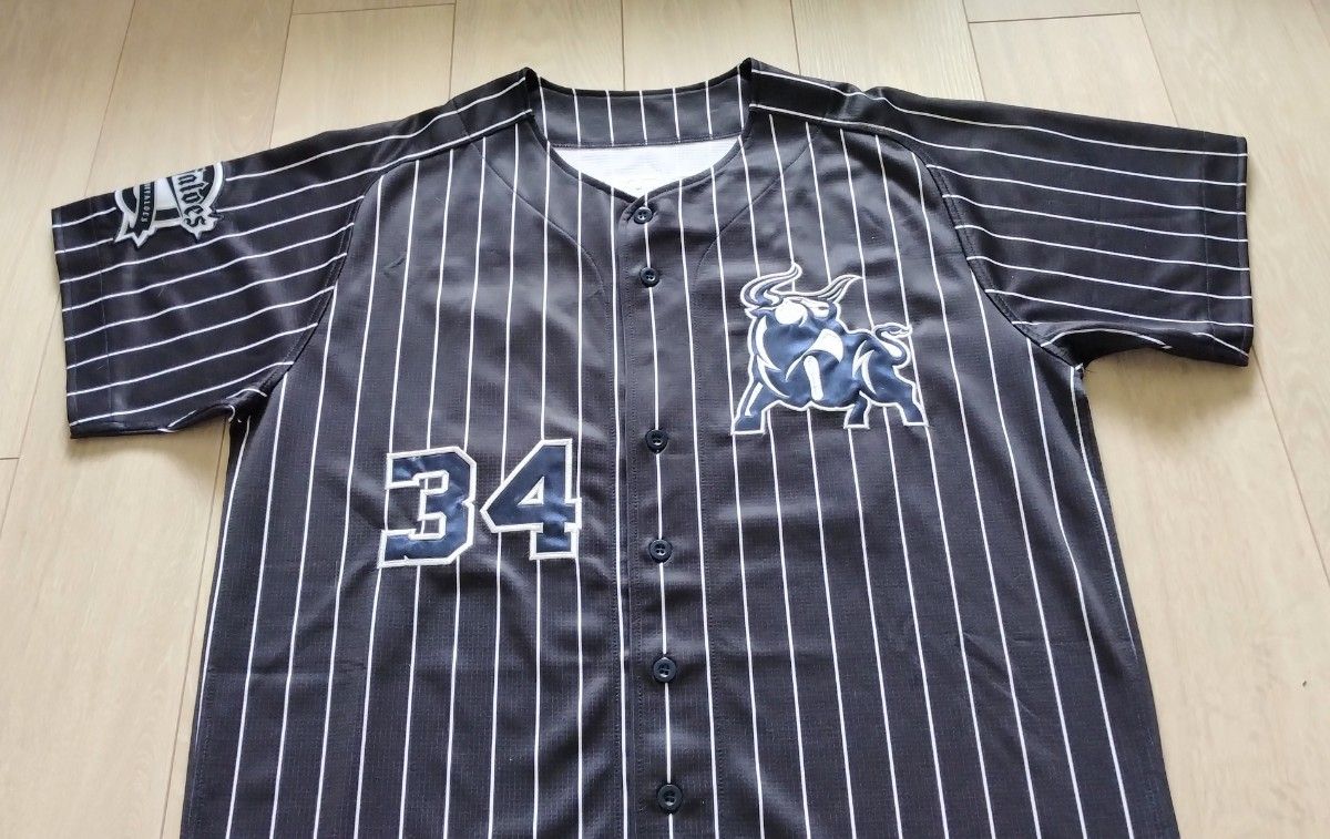 オリックス バファローズ 吉田 旧背番号 ハイクオリティ サード オリックス バファローズ 吉田 旧背番号 ハイクオリティ サード
