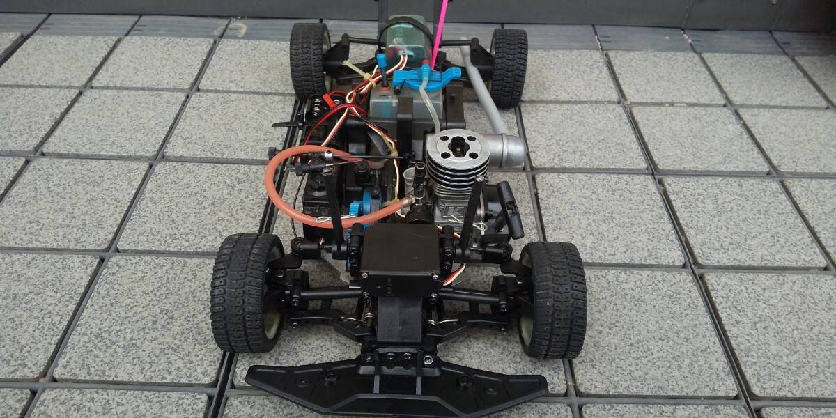 1|10 Kyosho? FF engine car 