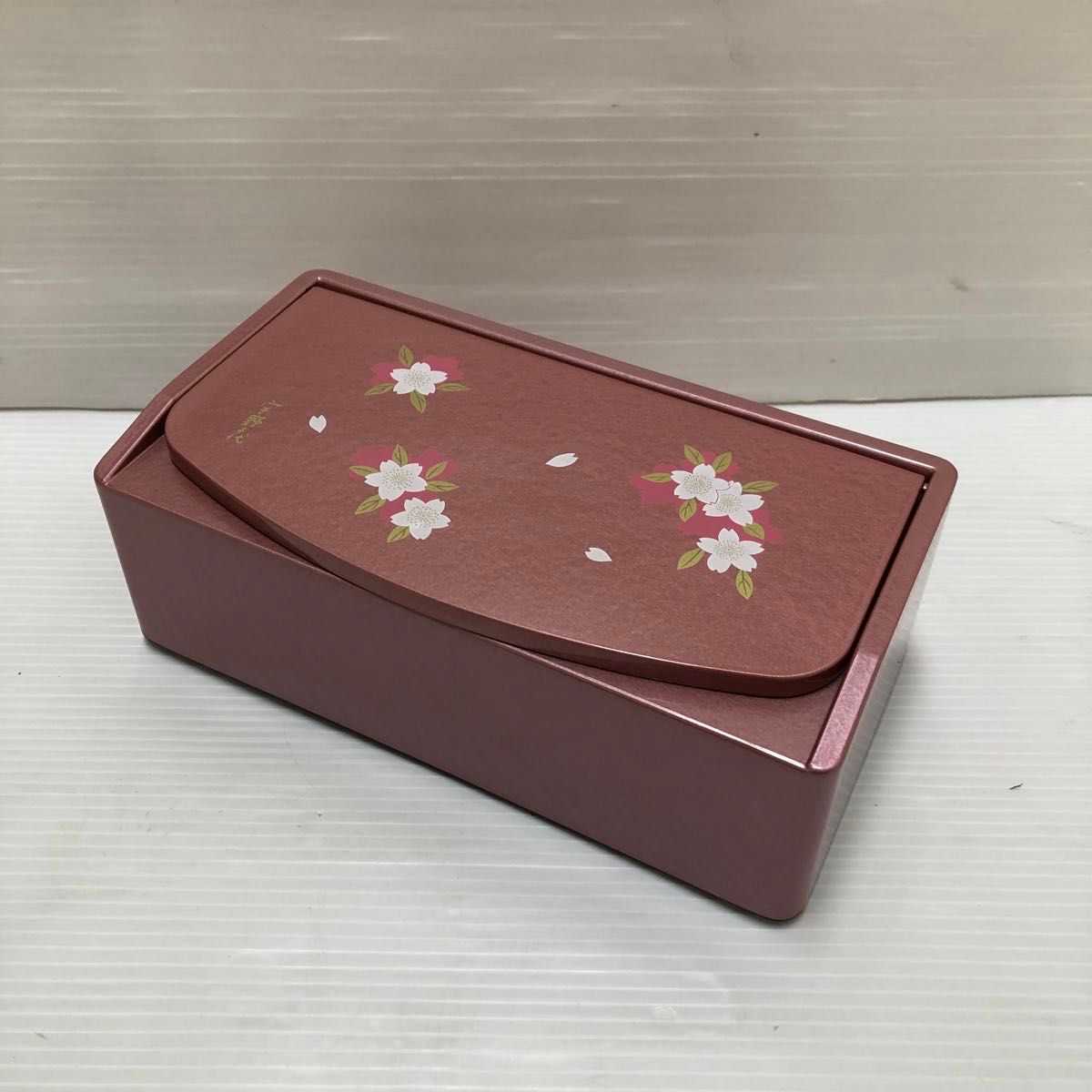 ティッシュケース　宇野千代　鏡付き　桜　ピンク