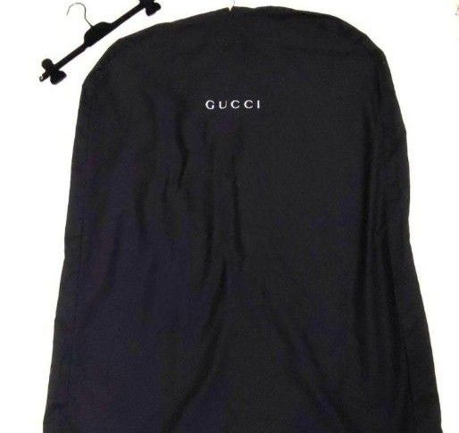 GUCCI グッチ ガーメントケース 衣装カバー グッチハンガー ブラック コート 黒 gucci セット メンズ レディース　