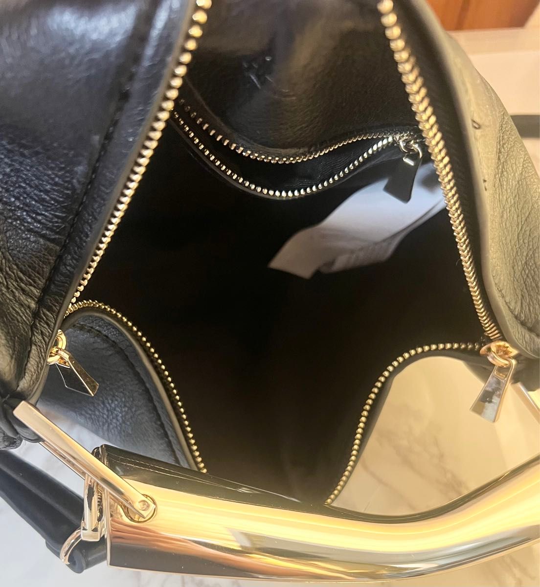 美品 ZARA メタリックハンドル バケットバッグ ブラック|Yahoo 美品 ZARA メタリックハンドル バケットバッグ ブラック|Yahoo