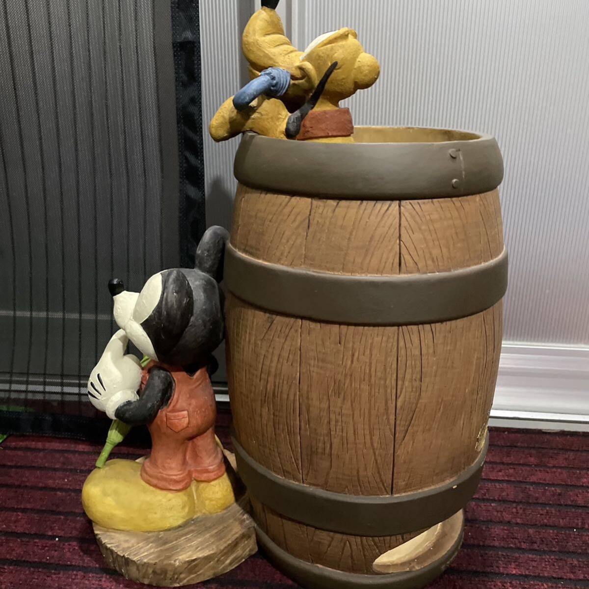 ディズニー】 セトクラフト ミッキーとプルートの傘立て Disney ディズニー】 セトクラフト ミッキーとプルートの傘立て Disney