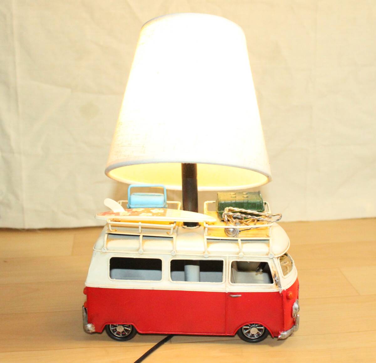  Volkswagen автобус настольный свет жестяная пластина игрушка способ 