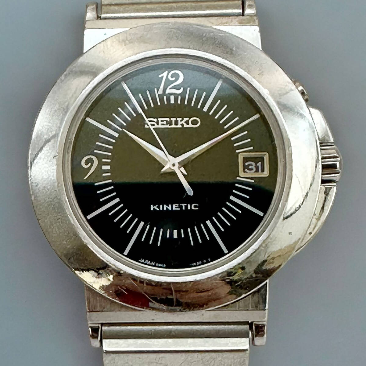 T958b SEIKO KINETIC 5M42-OG50 腕時計 セイコー キネティック 自動巻 カレンダー レトロ ウォッチ_画像2