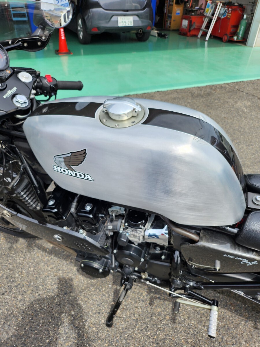 ホンダCB750 ホワイトハウスカフェカーボン仕様_画像8